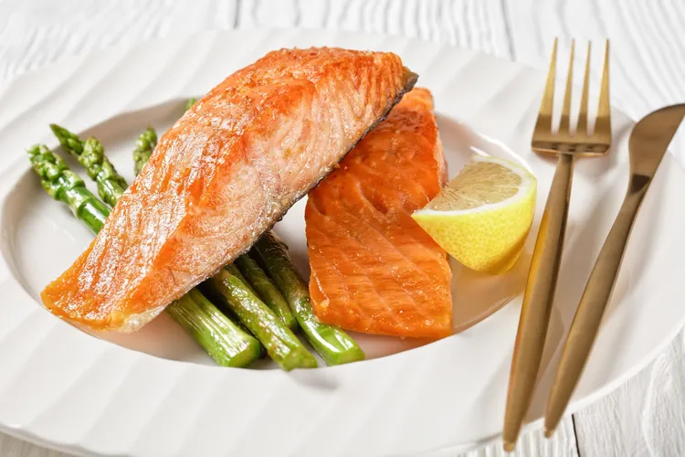 Easy Baked Salmon for the Whole Family