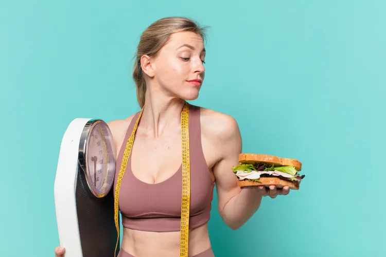 The 4-Step System for Eating Well Without Tracking Every Calorie