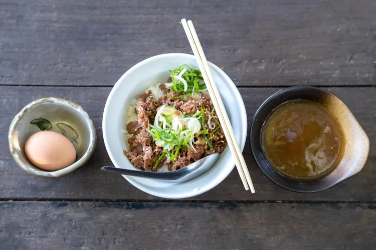 Gyudon: Japanese Beef Rice Bowl Under 500 Calories