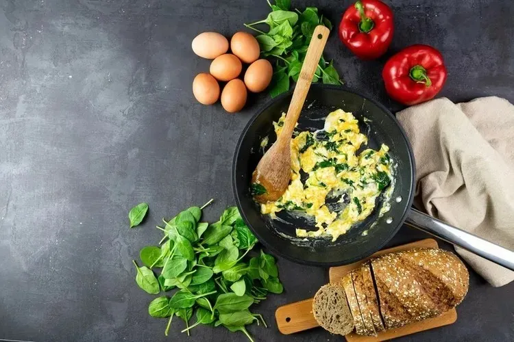 High-Fat Breakfasts That Actually Keep You Full