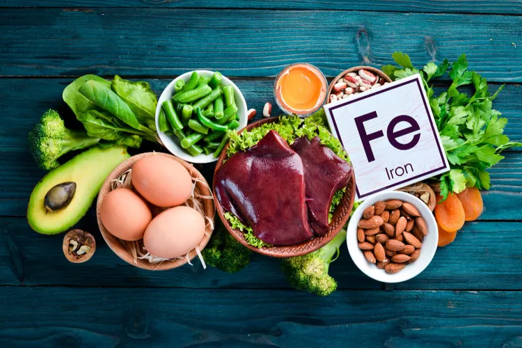 Iron-Rich Foods and Mood: Why Fatigue and Low Mood Are Often the Same Problem