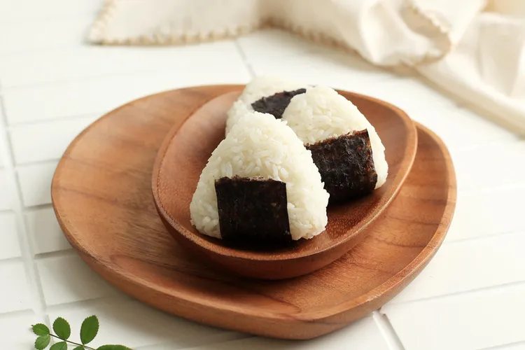 Onigiri: Japanese Rice Balls for Lunch Prep