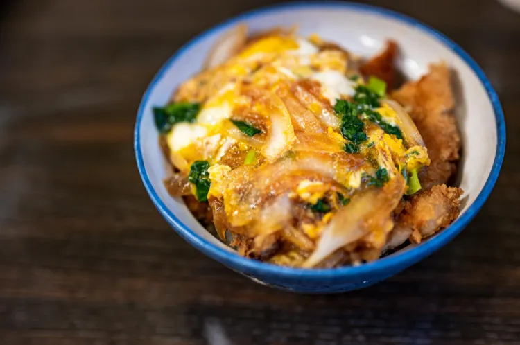 Oyakodon: One-Pan Japanese Chicken and Egg Rice Bowl