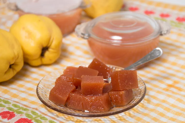 Quince Paste (Membrillo) and Fruit Cheese at Home
